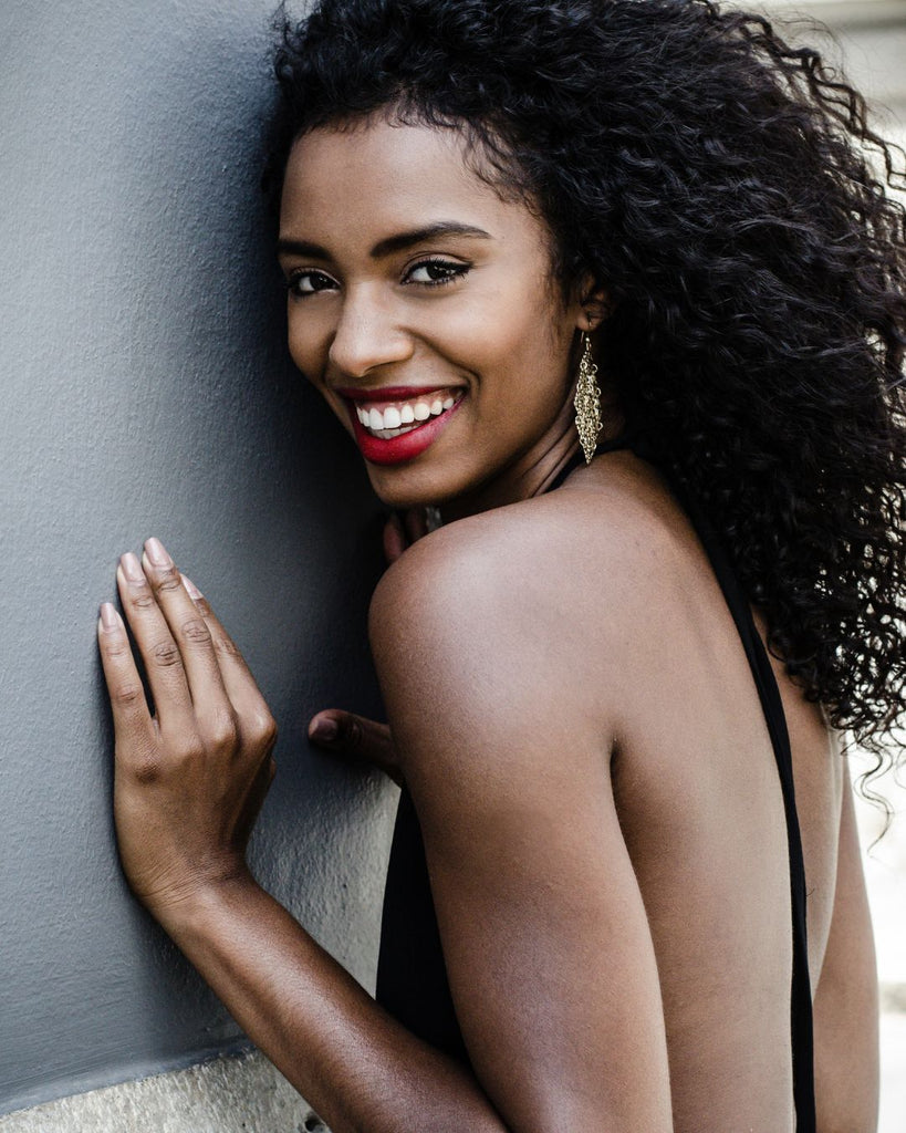 How to Build a Makeup Routine That Fits You
